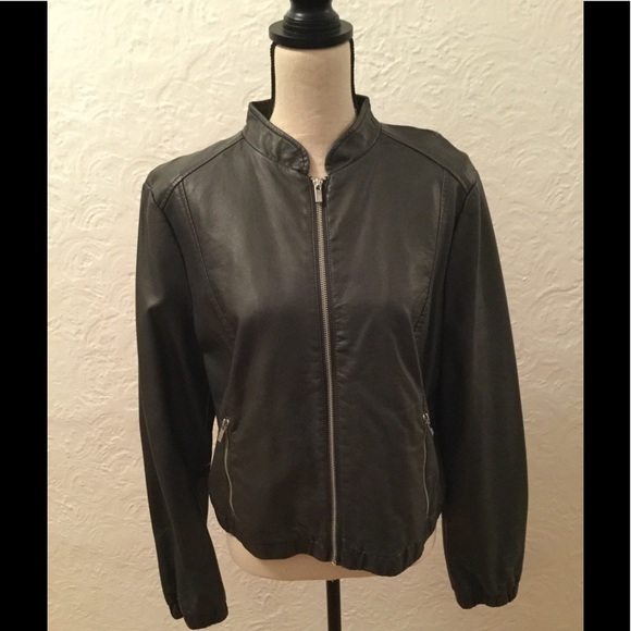 Wilsons Leather Jackets & Blazers - Black Rivet jacket from Wilson leather